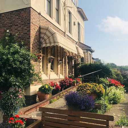 The Bebington Bed & Breakfast ภายนอก รูปภาพ